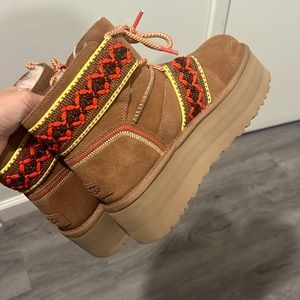 Rare…UGG women classic mini II Braid platform boot